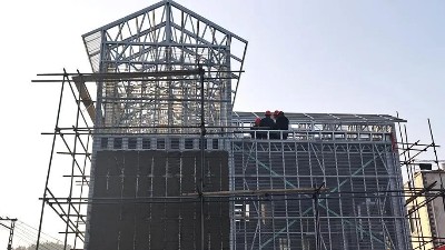 云南玉溪市通海县者湾村灾后重建8套轻钢房屋项目
